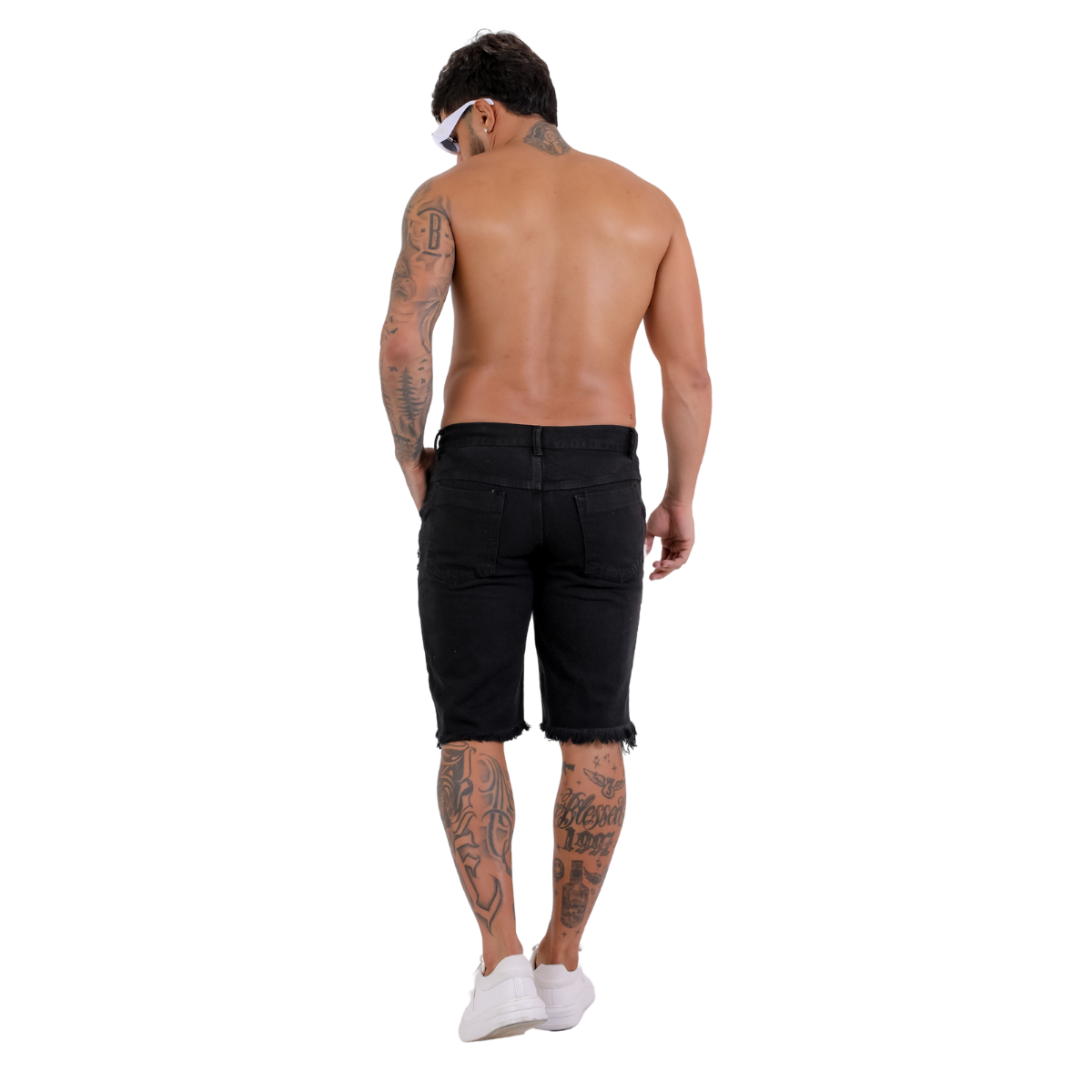 Short Jeans Masculino Preto: Preto e Descontração em Denim