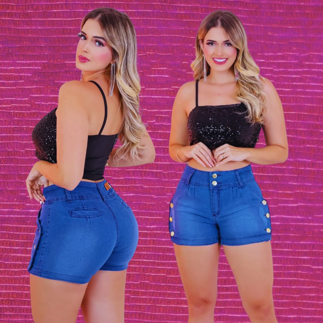 Short Jeans Claro com Botões: Estilo Luminoso